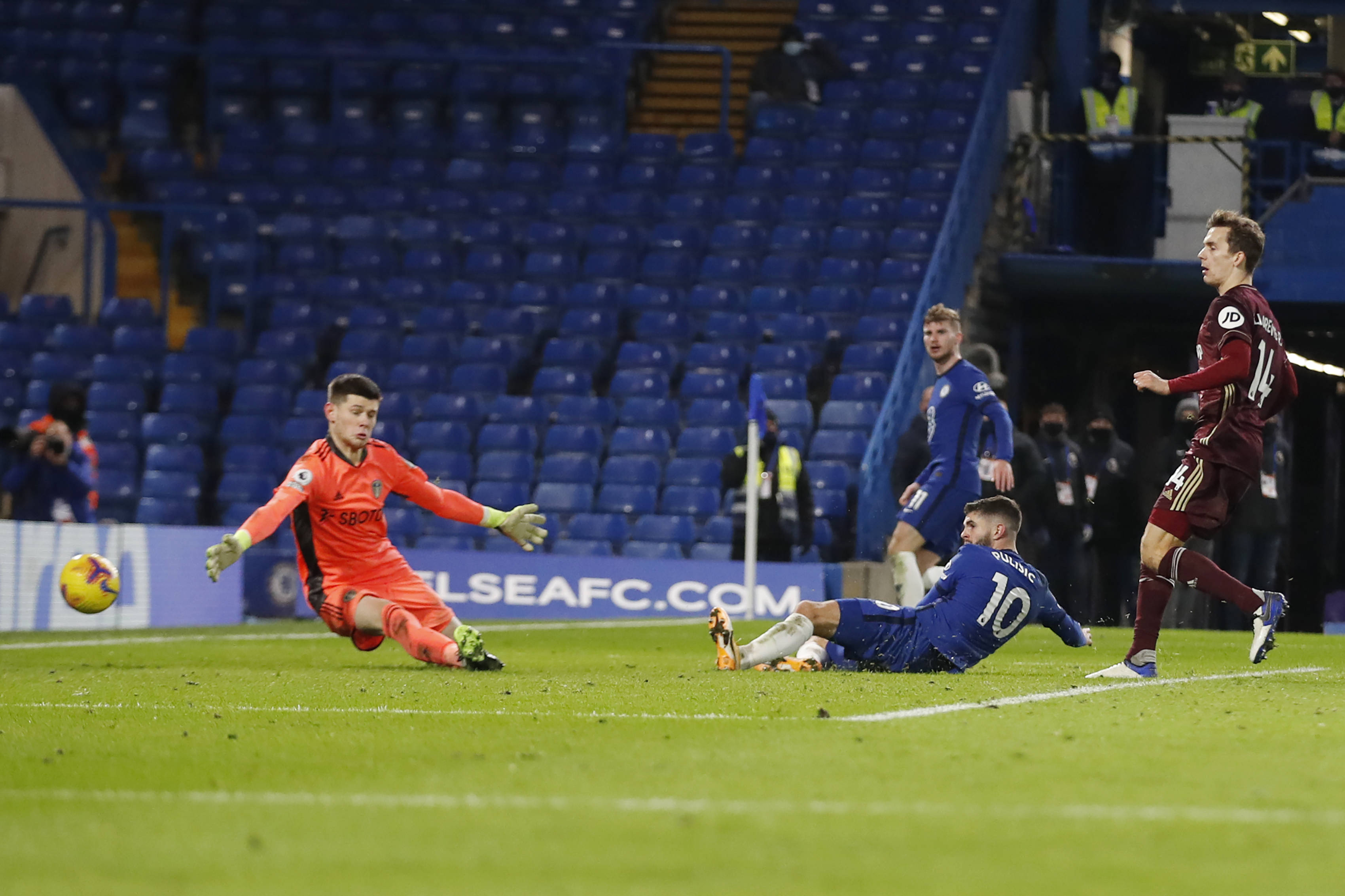 球员都将伊 球员都将伊